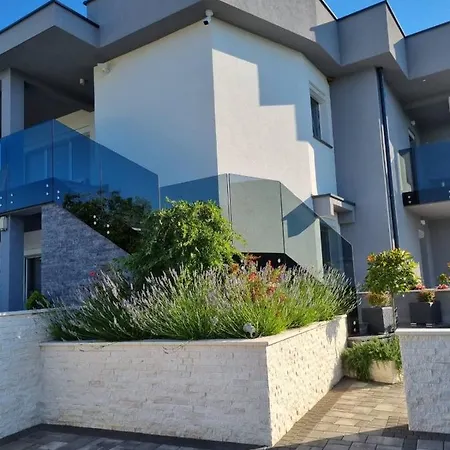 Apartmán Paola Vrh (Krk)