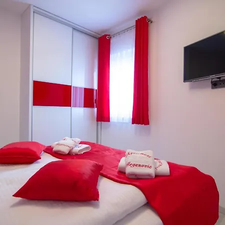 Paola Apartmán *
